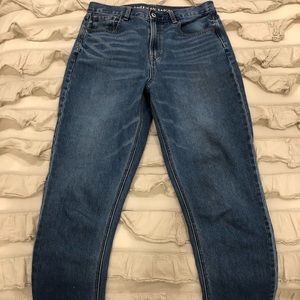 American Eagle Mom Jeans